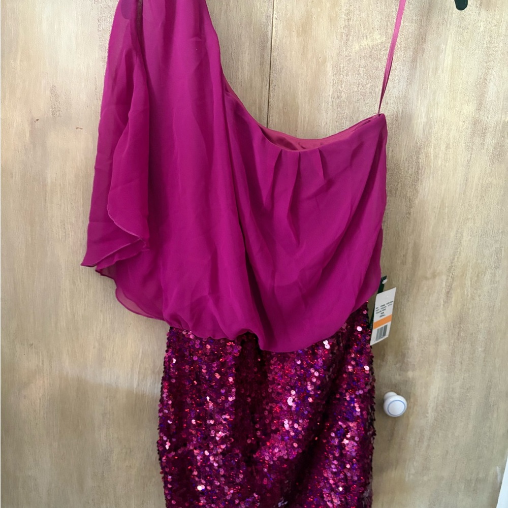 As You Wish Magenta one-Shoulder Sequin Party Mini Dress size Small NWT
